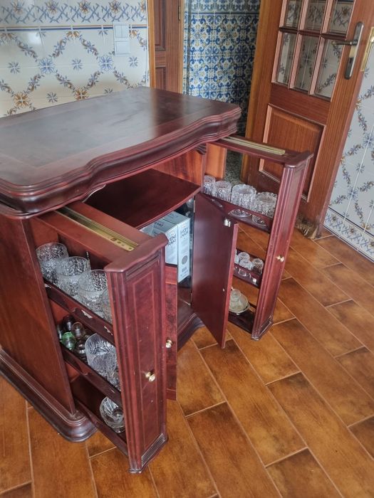 Vendo Movel Tv e Bar