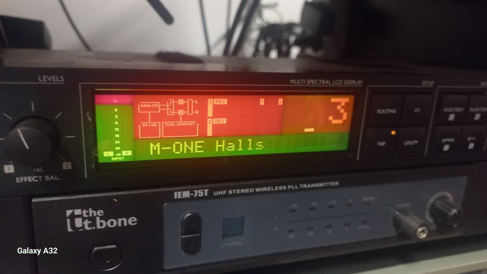 tc.electronic  M-ONE dual effects processor