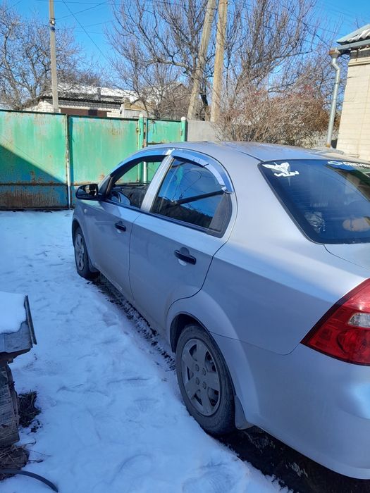 Продам шеврале авео