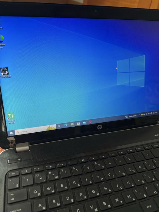 Ноубук HP Pavilion i3