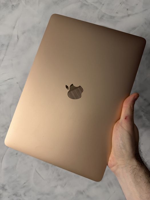Macbook air 2019 i5 8gb 128ssd