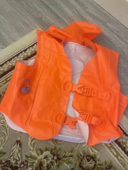 18-30 кг дитячий надувний жилет 3-6 р.