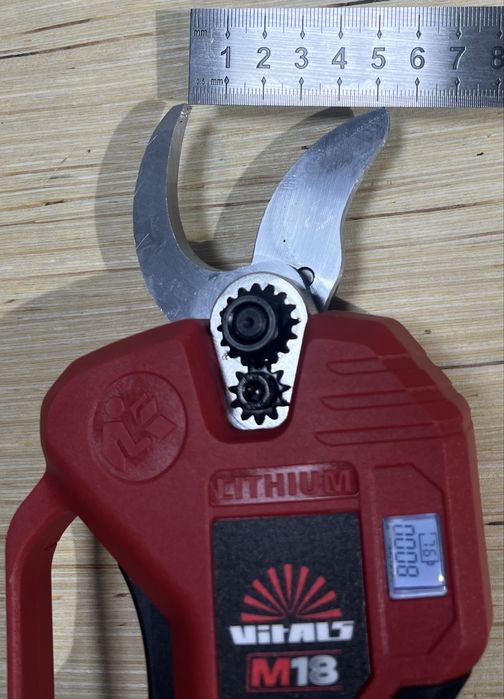 Секатор акумуляторний Vitals Master AG 1830cdk BL Kit/ 30 мм/Гарантія