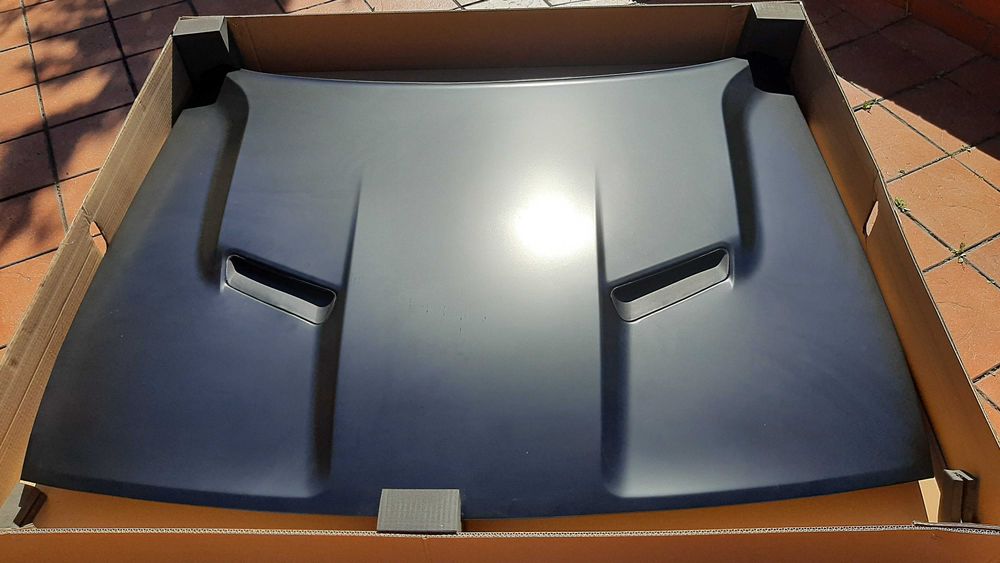 Maska DODGE CHALLENGER 2015- Aluminium