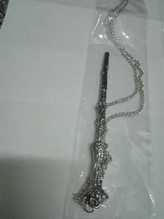 Colar varinha Harry Potter