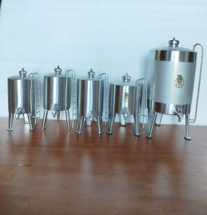 Cubas inox polido artesanais preços  telefone .