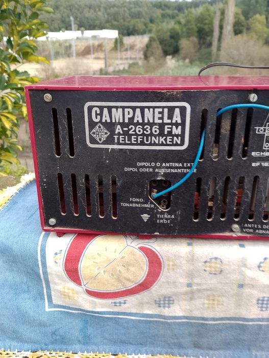 Radio antigo a valvulas