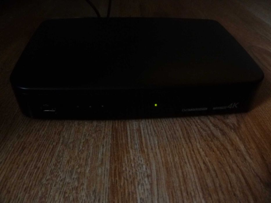 Dekoder Tuner Satelitarny i DVBT2 HEVC - 4K - Telesystem