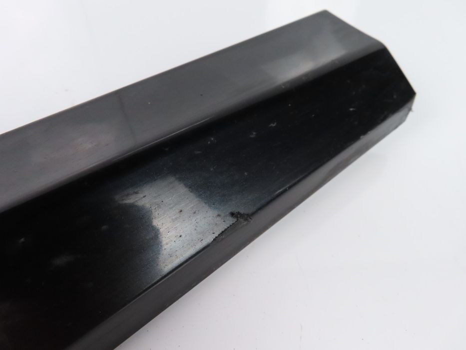 Friso Da Porta Bmw X1 Ref: 51138067706 / 8060272