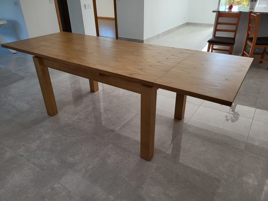 Vendo Mesa de Madeira