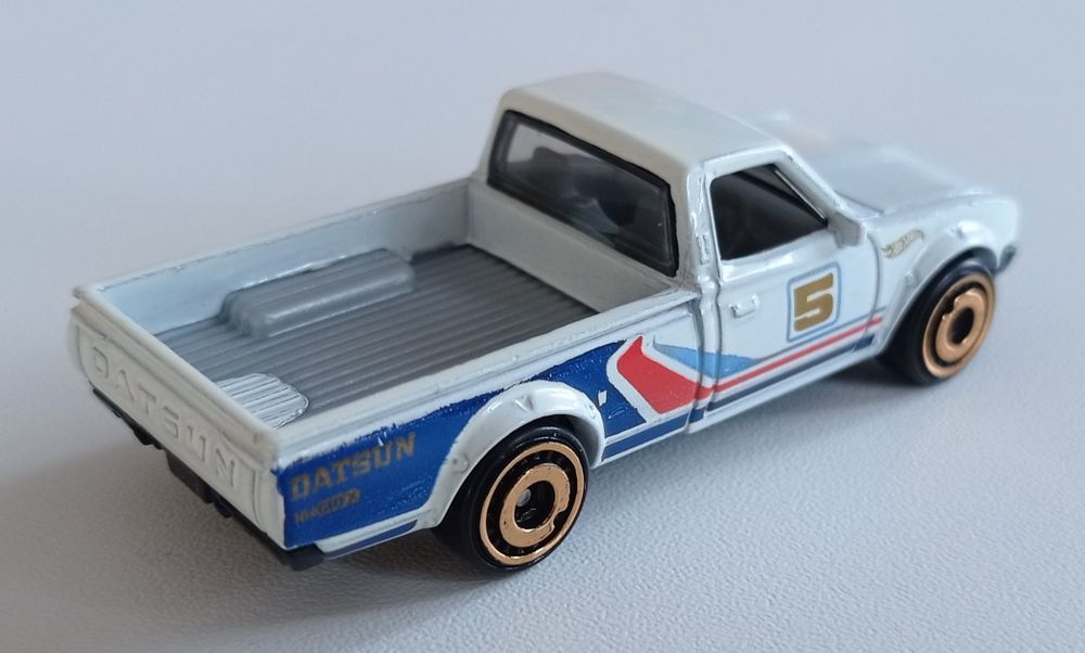 Hot Wheels Datsun 620
