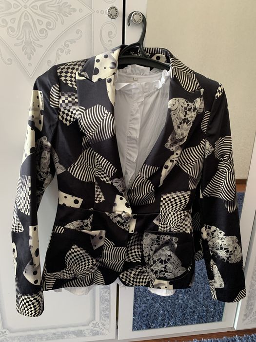 Шовковий піджак CHIARA D'ESTE Italy