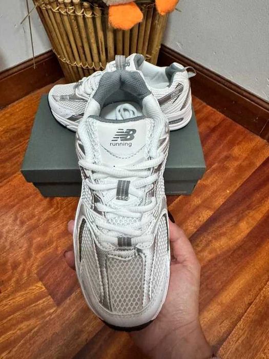 New Balance 530 White Silver Metallic R.40
