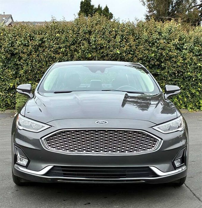 Ford Fusion Energi Titanium      2019