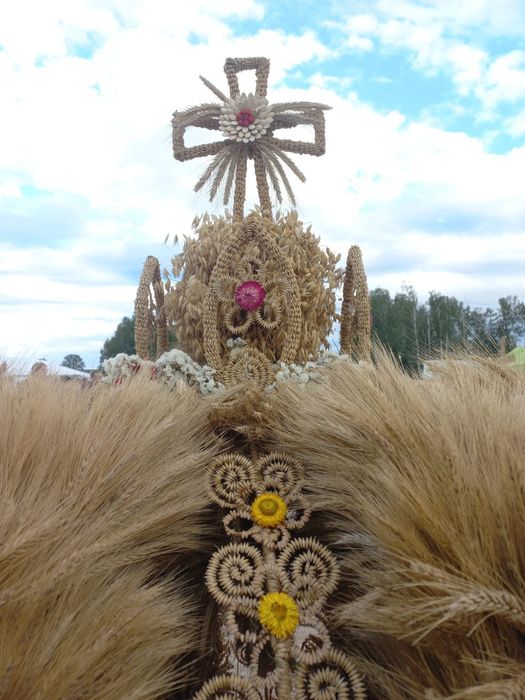 Korona żniwna wieniec dożynkowy