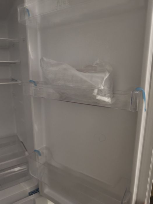 Frigorífico novo