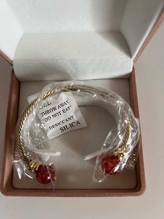 Bracelete banhada a ouro