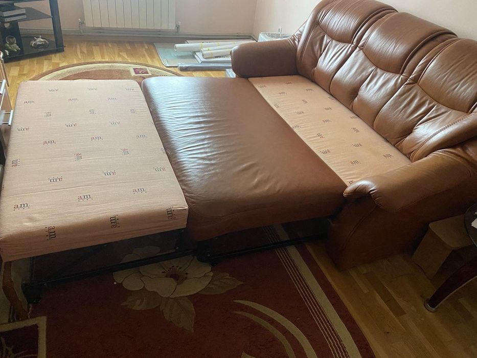 Кожаний диван "Версаль" фабрика