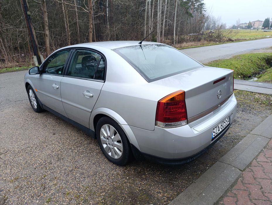 Opel Vectra c rok 2003 1.8 benzyna ważne opłaty