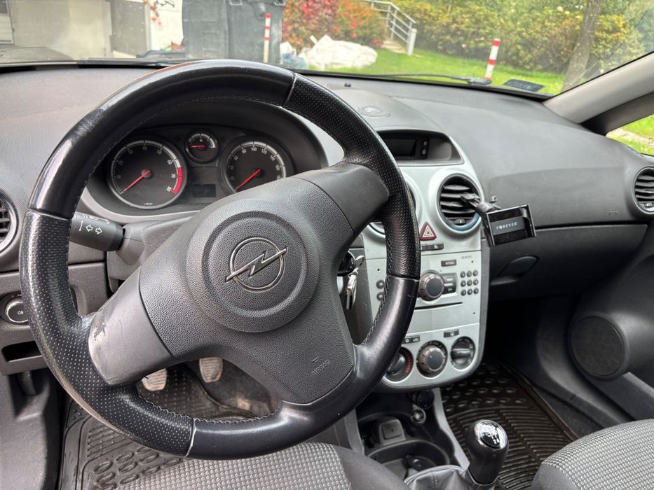 Opel Corsa 2012 rok