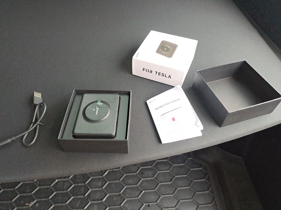 Продам car play для тесла