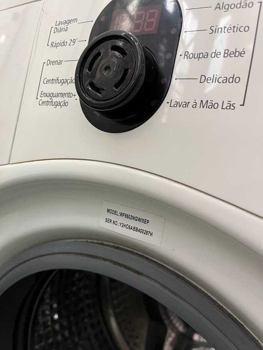 Máquina de lavar roupa