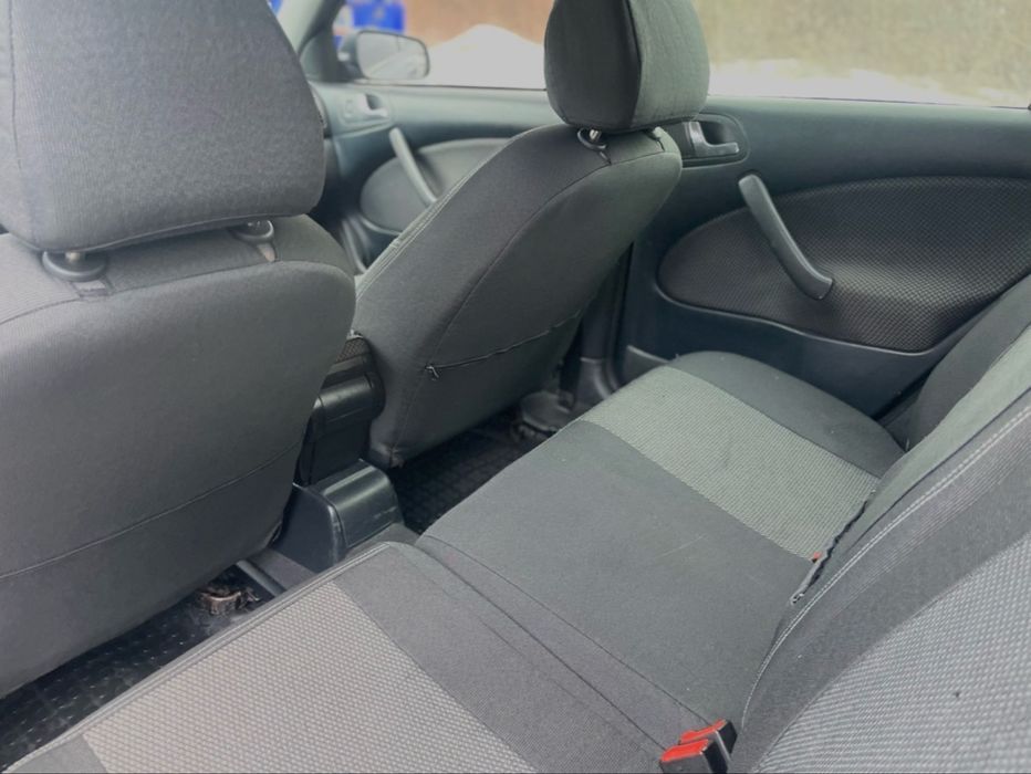 Продам Skoda Tour 1.8 газ/бензин в гарному стані