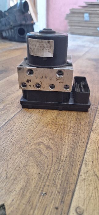 Mercedes C klasa W 203 Pompa Abs