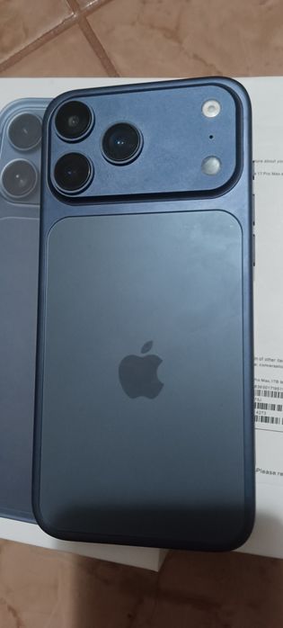 iPhone 17 pro max 1T