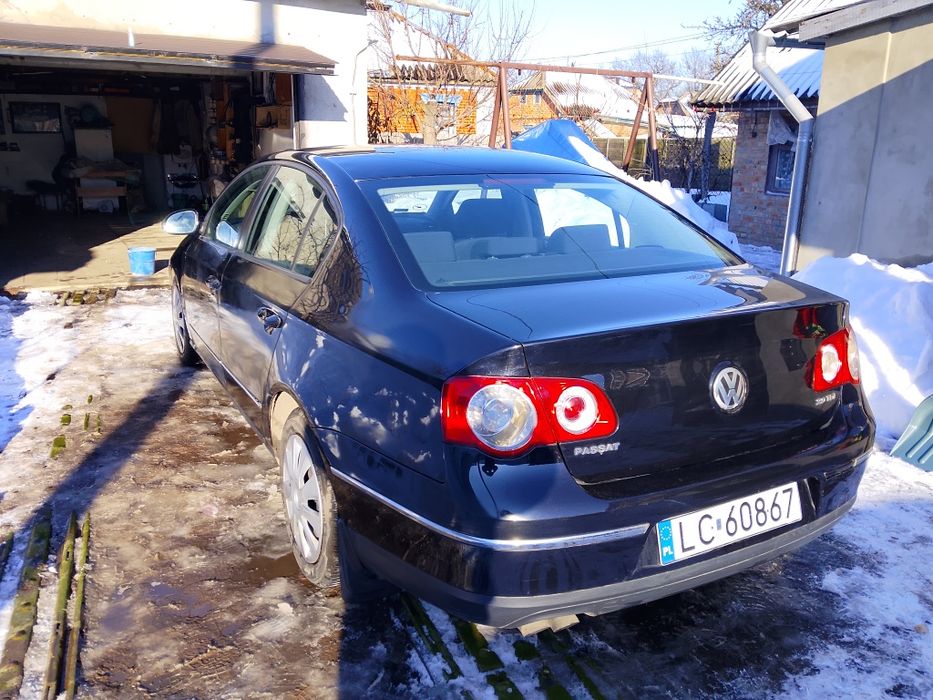 Пасат Б6 під військового