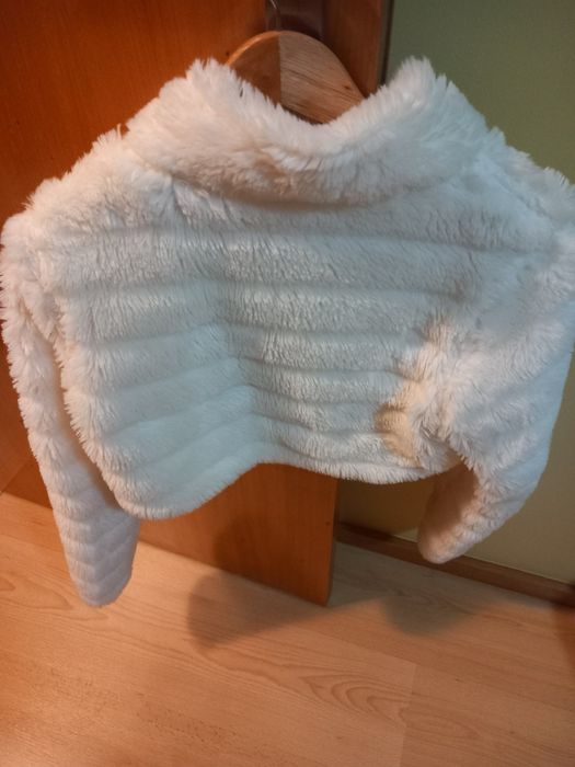 Casaco curto de pêlo