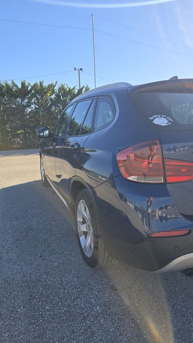 BMW X1 sDrive20d 177cv • Teto Panorâmico • Xenon • Pacote X-Line • 179