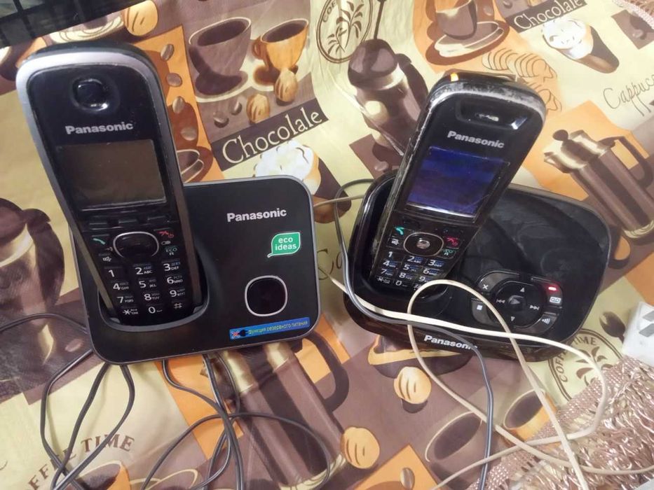 Радиотелефон Panasonic KX-TG8521UA и Panasonic KX-TG6611UA.