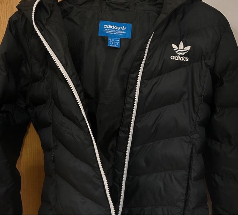 Casaco Adidas Preto e Branco