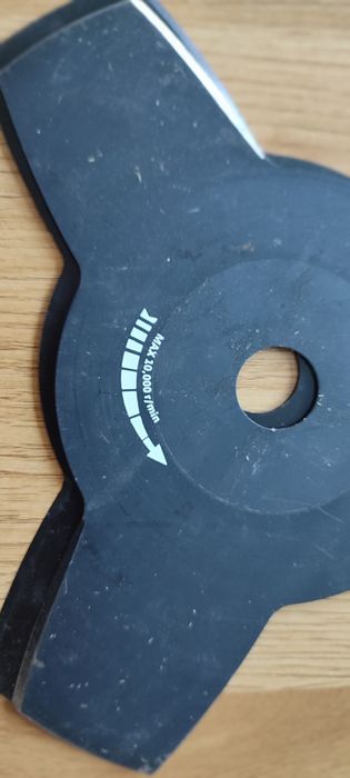 Nóż do kosy kosiarki