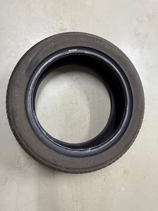 Letnie opony vredestein 235/50R19 99V
