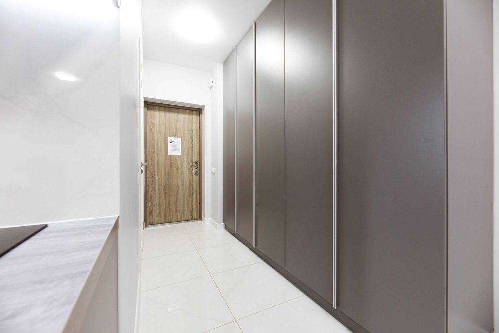 Студія в Олімпік Парк, Лівий берег, Бажана 17Б - подобово. Є укриття.