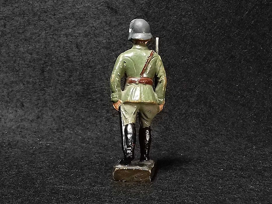 Leyla Soldier - made in Germany 1940´s