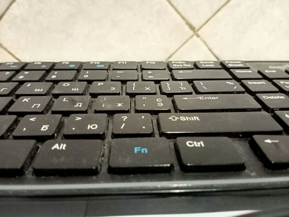 Продам клавиатуру для домашнего ПК компьютера.
