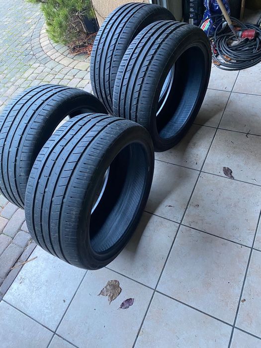 Opony letnie Goodride Przód 245/40/20 Tył 275/35/20