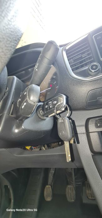 Opel Vivaro 3 lugares para venda ou possível troca por Elétrico