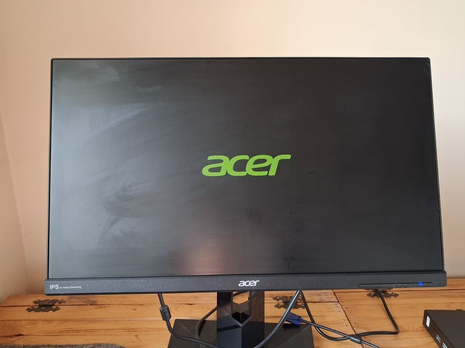 Mini komputer DELL z monitorem ACER
