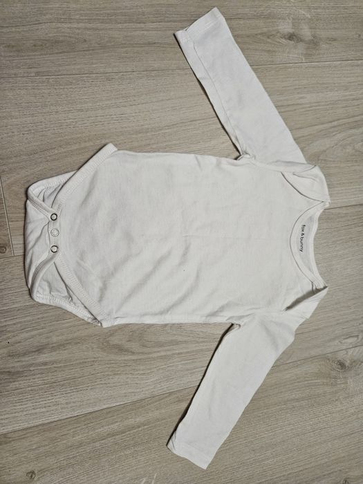 Białe body z długim rękawem r.80
