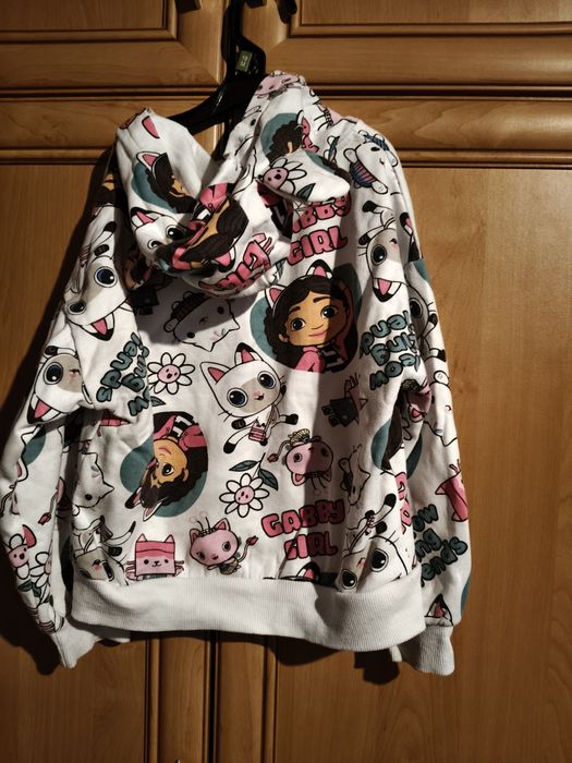 Bluzy z kapturem dla dziewczynki 122