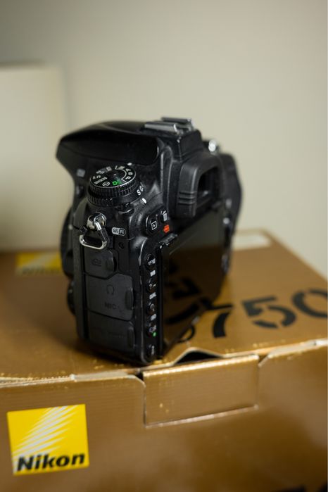 Продам Nikon D750