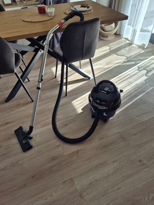 Aspirador henry 200