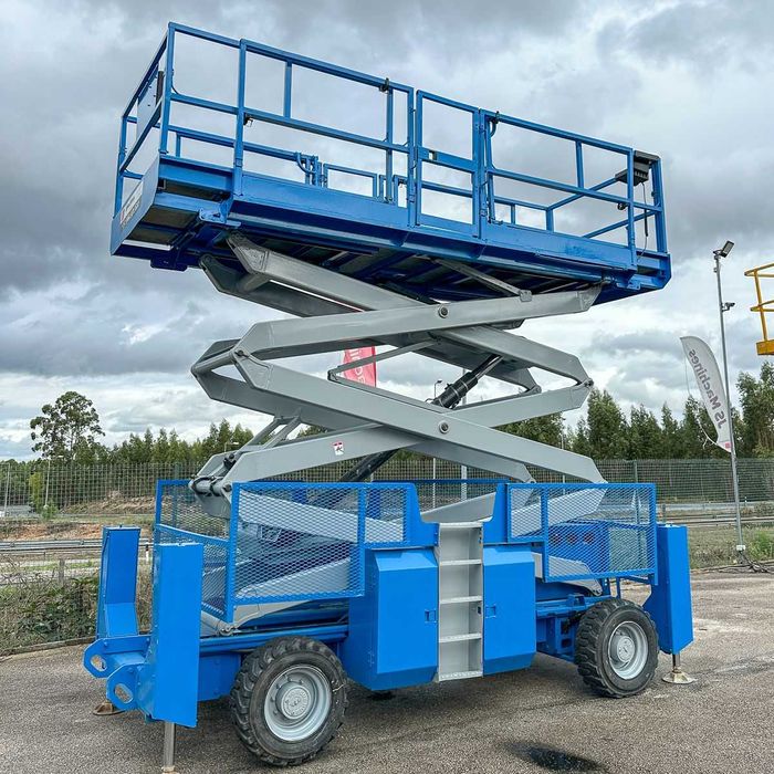 Plataforma Genie 4x4 GS3384RT