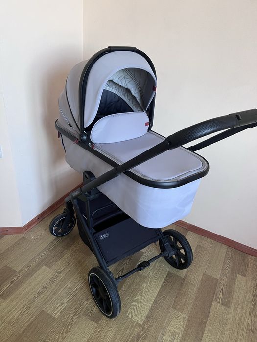 Дитяча коляска  Carrello Alfa
