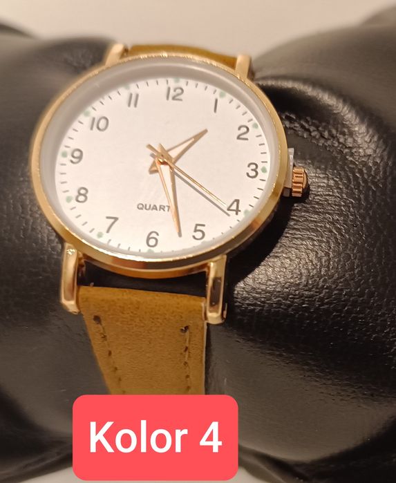 Nowy damski zegarek z nową baterią w różnych kolorach paska. .