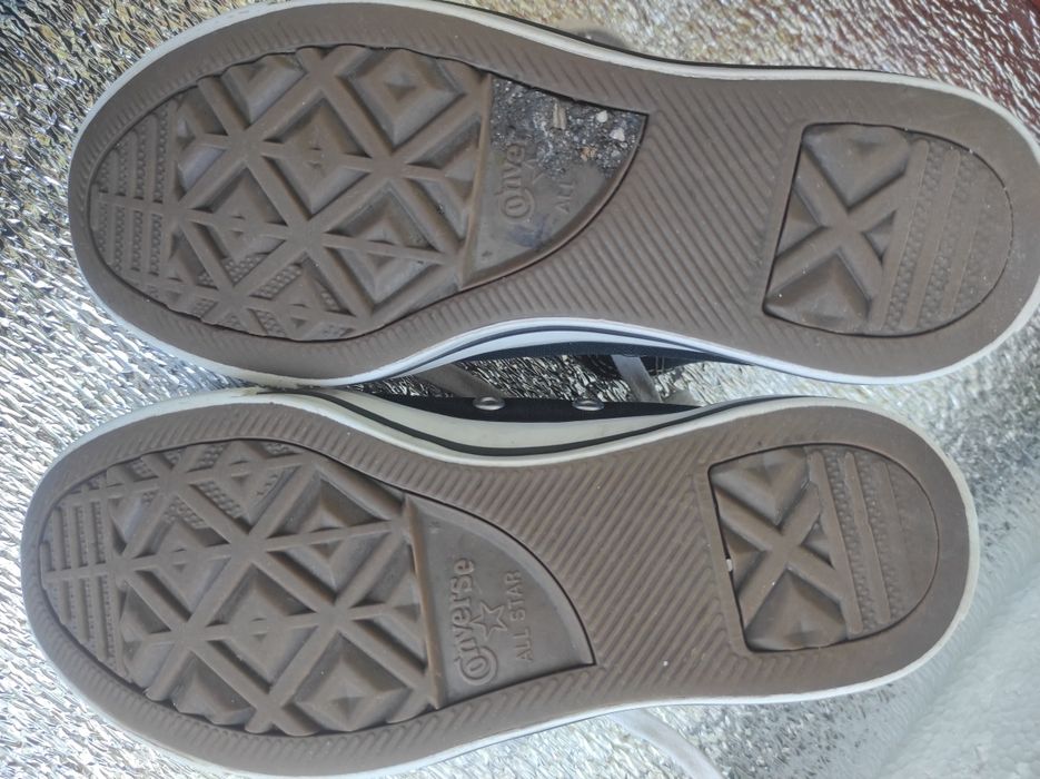 " Converse" кеди оригінал